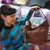 Жіноча сумка коричнева м'яка мішок середня (DMBH90715CL)