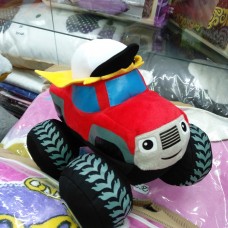 Мягкая игрушка Красная тачка-машина с большими колесами и в кепке (DM249551KZ)